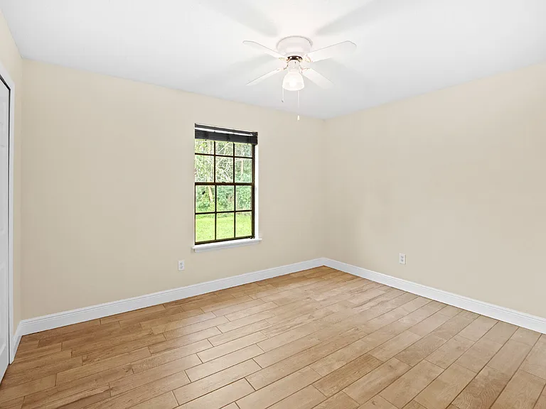 3725 Laurette Rd — Photo 22