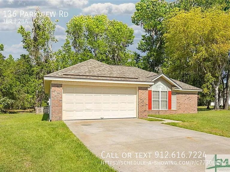 136 Parkview Rd — Photo 2