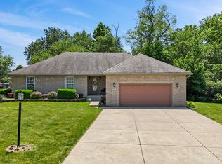 205 Canaan Ct, Mooresville, IN