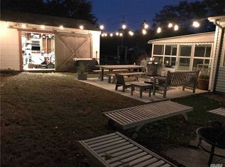 189 Springville Rd, Hampton Bays, NY 11946