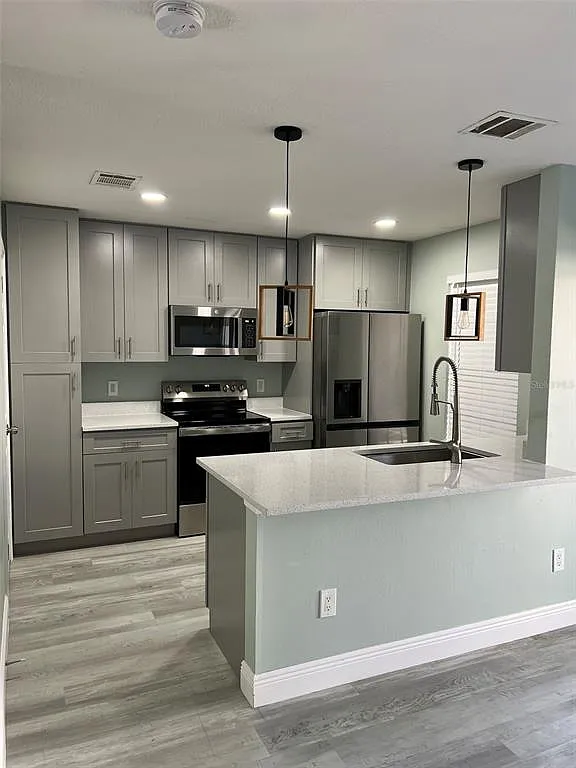2 bed, 2.5 bath, 1223 sqft, $2,095 — Photo 3