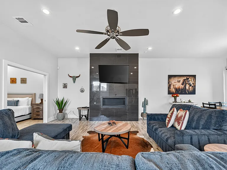 410 Melba St #4 — Photo 4