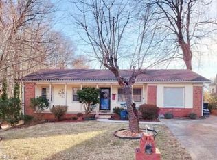 1523 Benbow St, Winston Salem, NC 27106