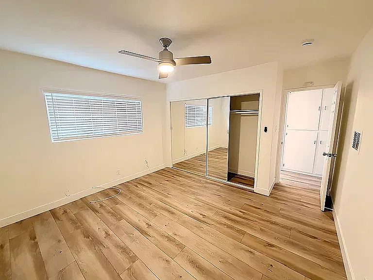 11936 Grevillea Ave — Photo 4