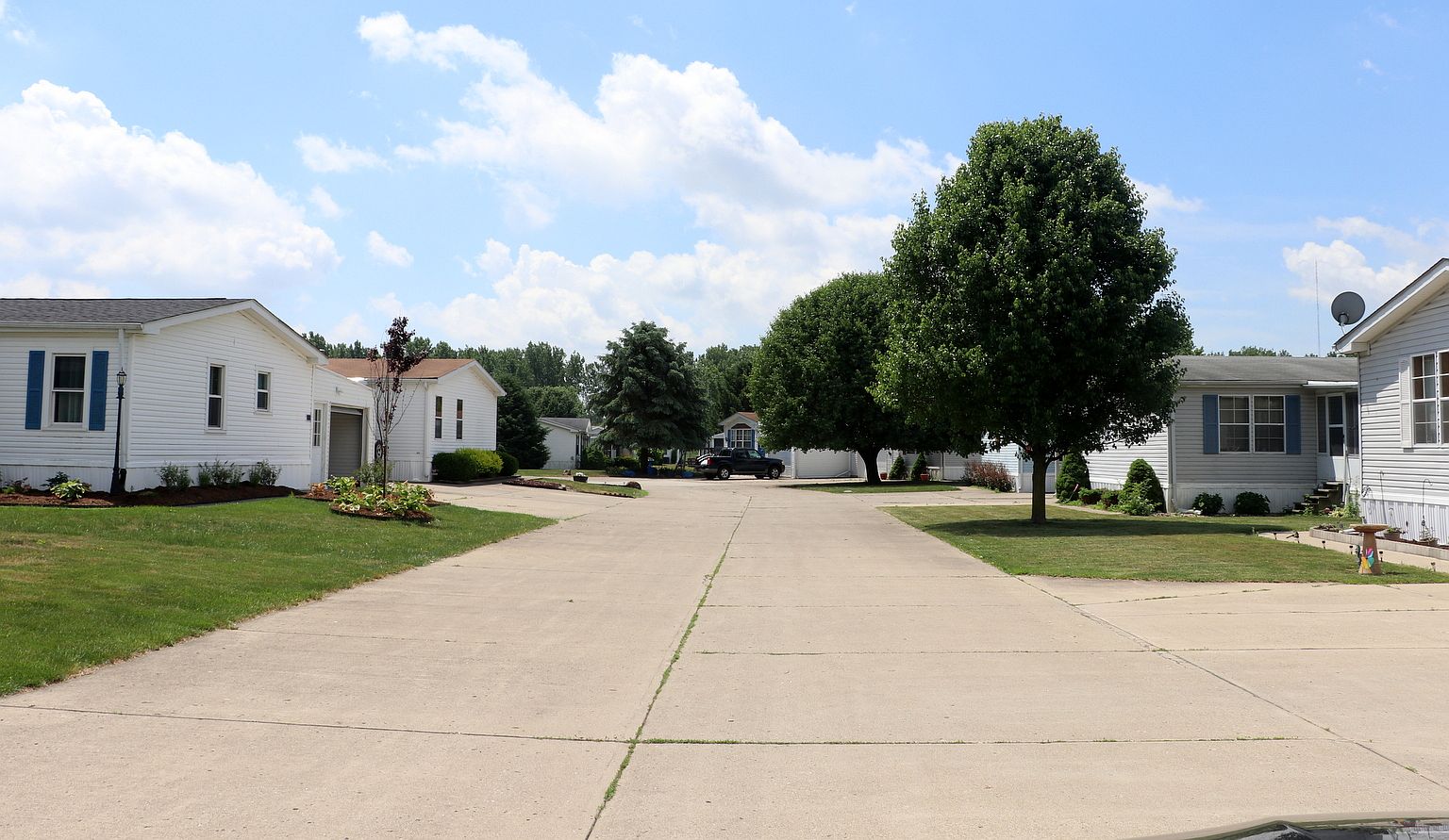 Camelot Village by UMH Properties, Inc. in Anderson IN Zillow