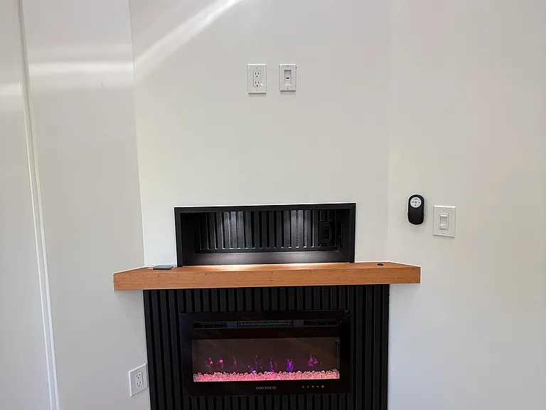 878 E 28th St #9 — Photo 8