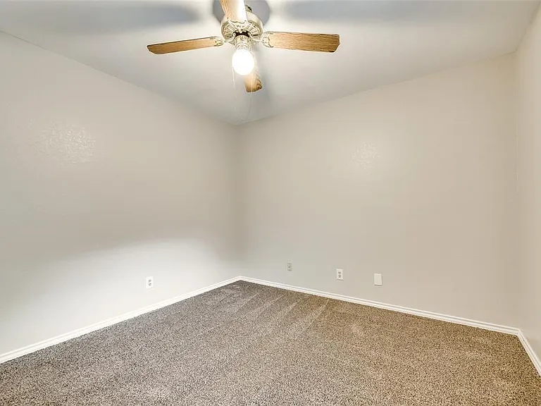 6108 Paradise Dr — Photo 20