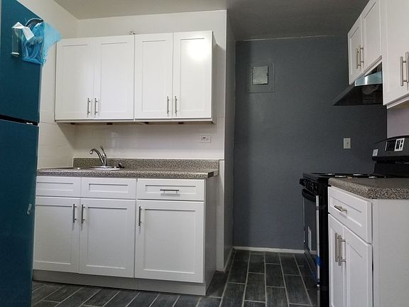 5th image of 6645 Broadway APT 6A