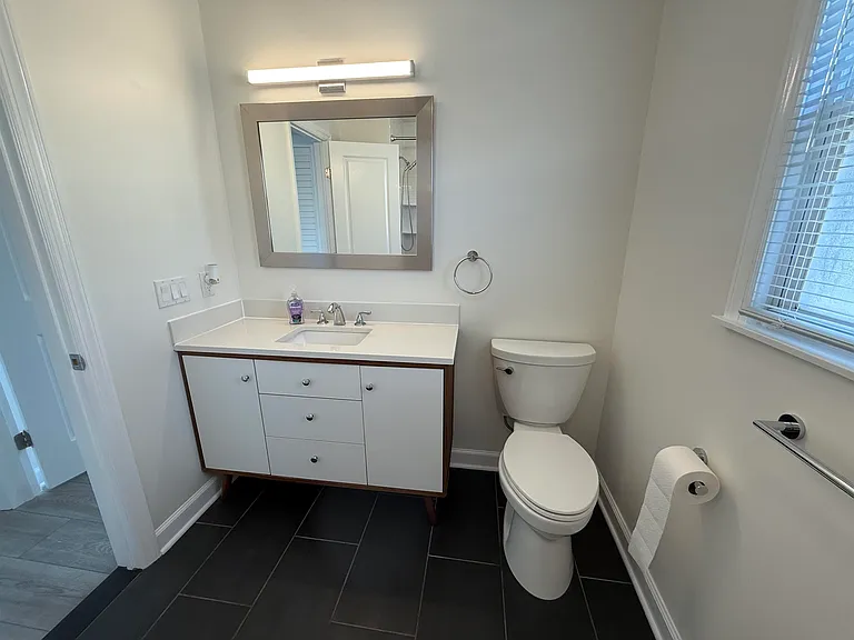 715 Humboldt St — Photo 10