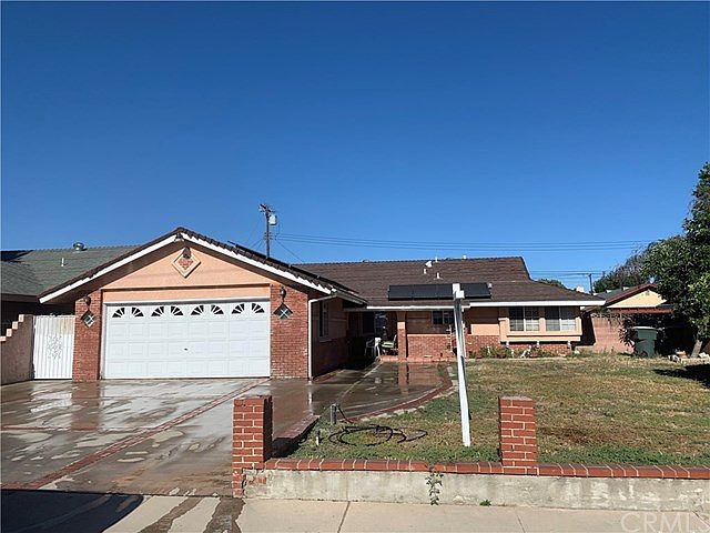 2nd image of 12217 Oaks Ave