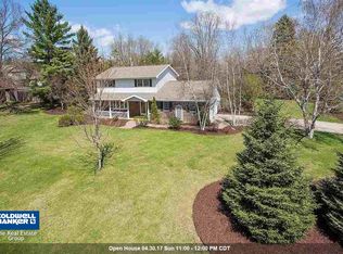 1880 E Apple Creek Rd, Appleton, WI 54913