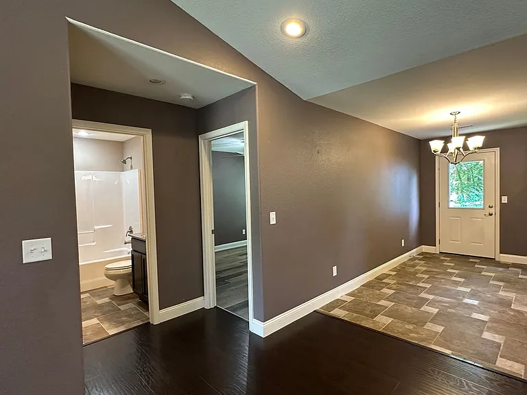 333 Lyle Curtis Cir — Photo 35