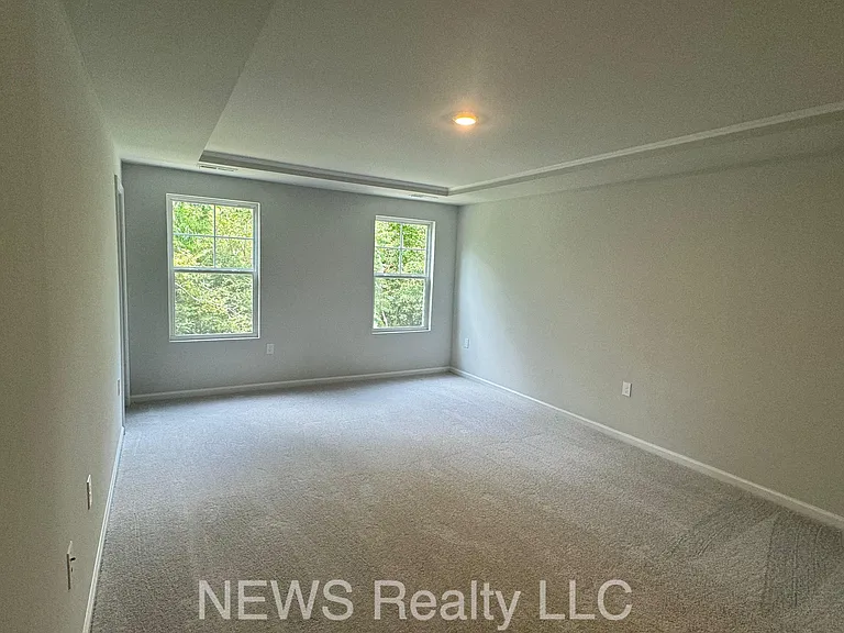 187 Peebles Dr — Photo 44