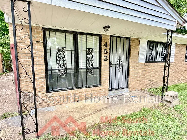 452 Delta Rd — Photo 4