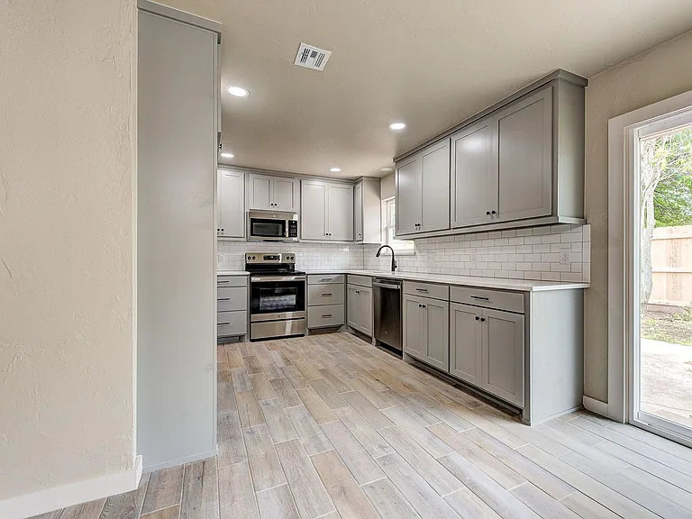 501 N Morgan Dr — Photo 15