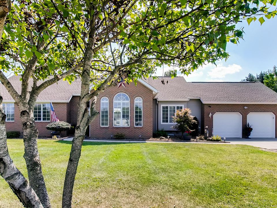 1st image of 131 Canyon Villa Dr