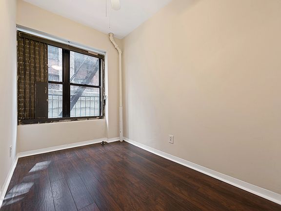 5th image of 311 E 3rd St #2A