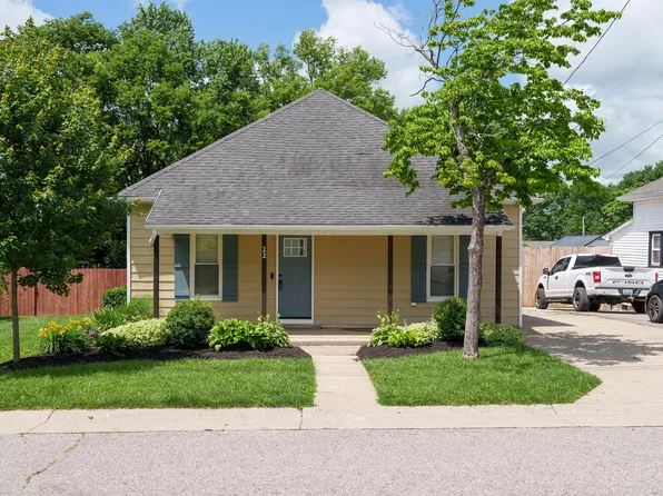 22 Race St, Dry Ridge, KY 41035