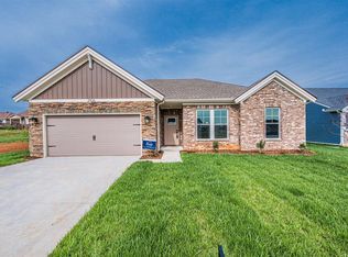 2926 Brahman Cir, Bowling Green, KY 42104