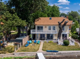 25320 W Buena Ave, Lake Villa, IL 60046