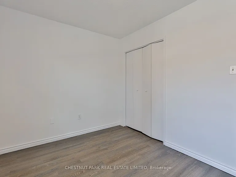 900 Glen St #215 — Photo 22