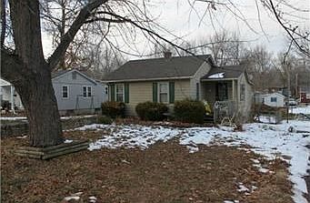 1st image of 506 E Hereford Ave