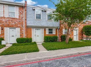 1255 Roaring Springs Rd, Fort Worth, TX 76114