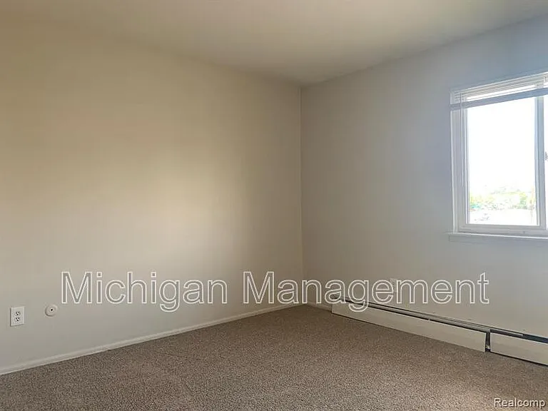 19220 Wick Rd #221 — Photo 7