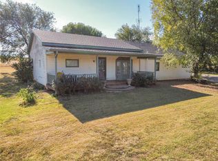 21434 E 1020th Rd, Foss, OK 73647