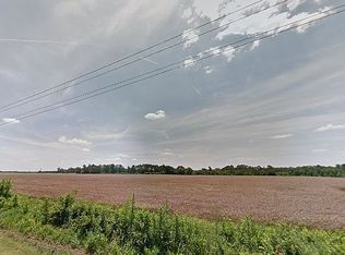 Barefoot Rd, Wade, NC 28395