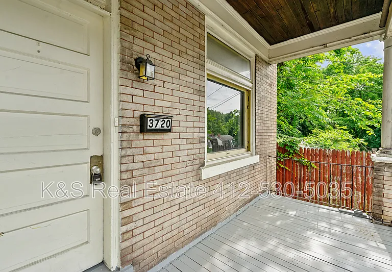 3720-3726 Baytree St — Photo 2