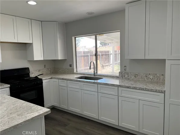 13696 Sylmar Dr, Moreno Valley, CA 92553