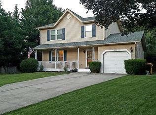 8207 Doby Ln, Pasadena, MD 21122