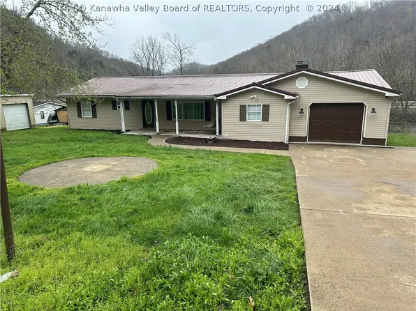 1307 Turtle Creek Rd, Danville, WV 25053