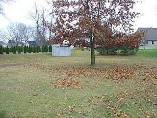 2nd image of 6489 Silver Lake Rd