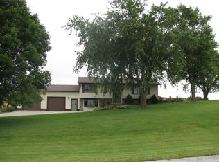51741 415th St, Henderson, IA 51541