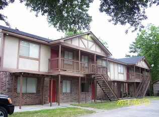 1312 W Adoue St APT 2, Alvin, TX 77511