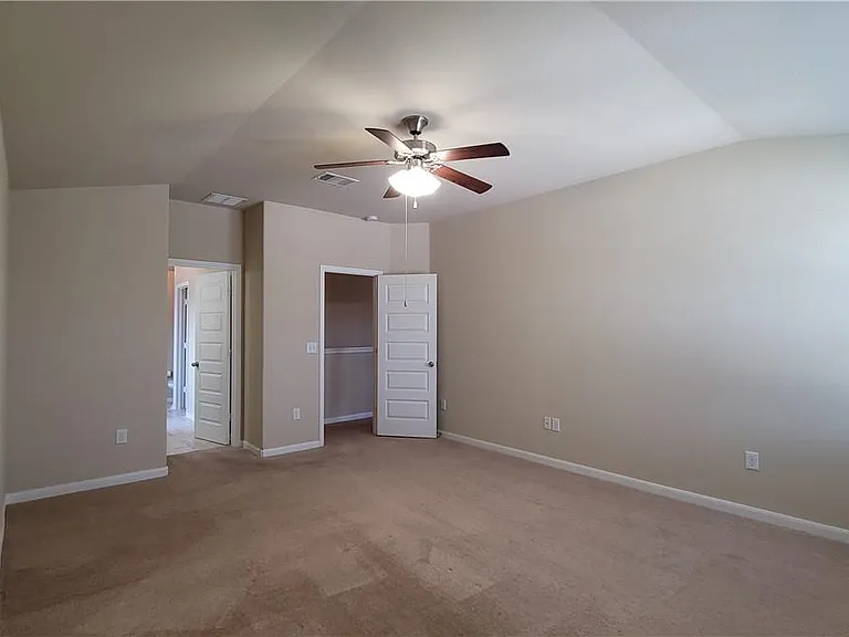 110 Wilson Ct — Photo 22