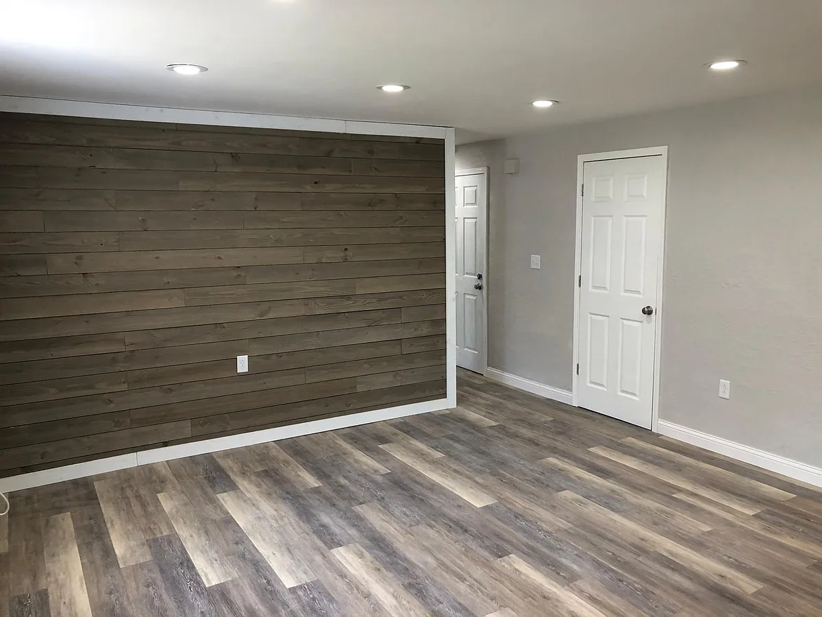Building Photo - Sycamore Tree Ln