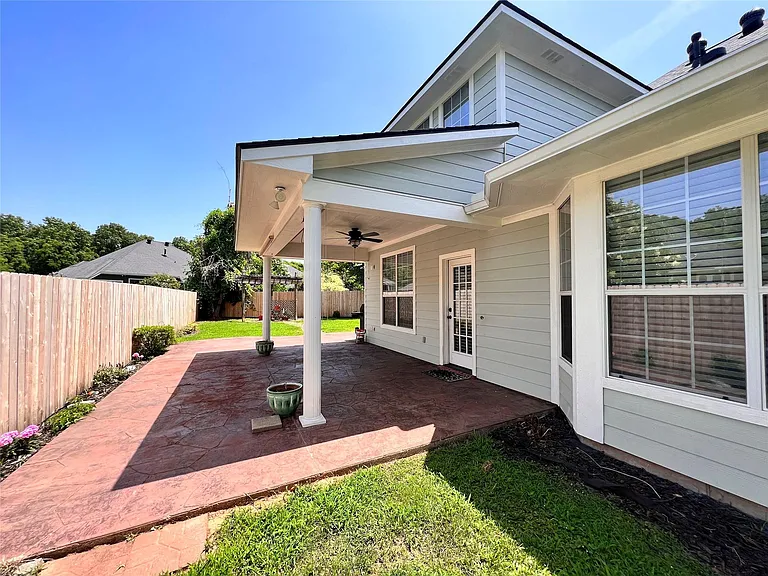 200 Grey Eagle Dr — Photo 35