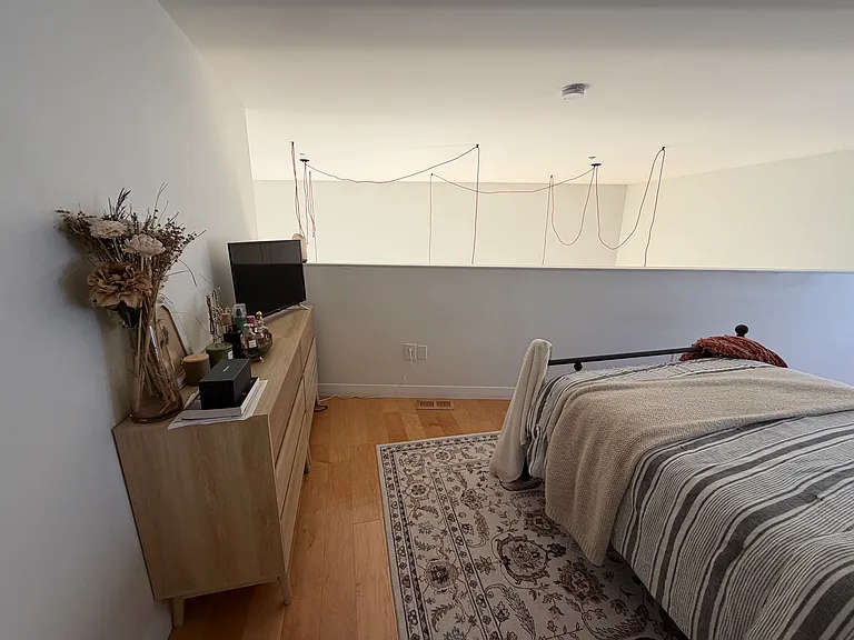 15 Allen St #303 — Photo 9