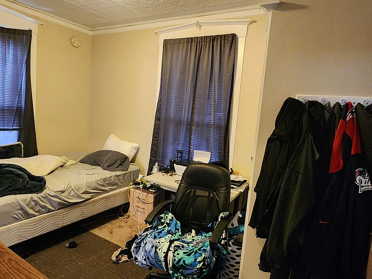 Studio Bed
