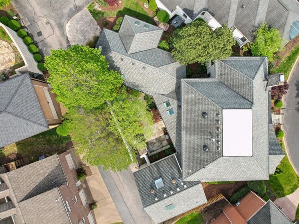 35 Erwin Ct, Nashville, TN 37205
