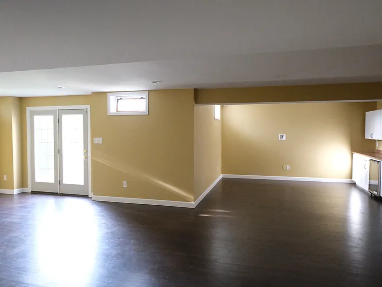 641 Spring Meadow Dr — Photo 12