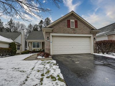 6564 Summit Rdg, Clarkston, MI, 48346