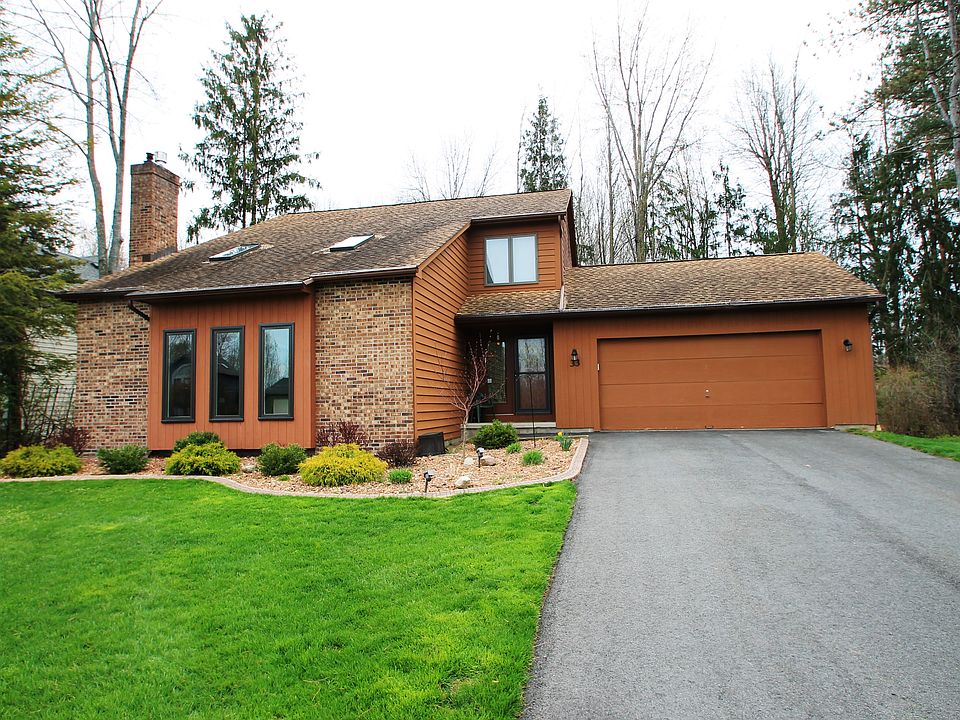 1st image of 33 Pond Valley Cir