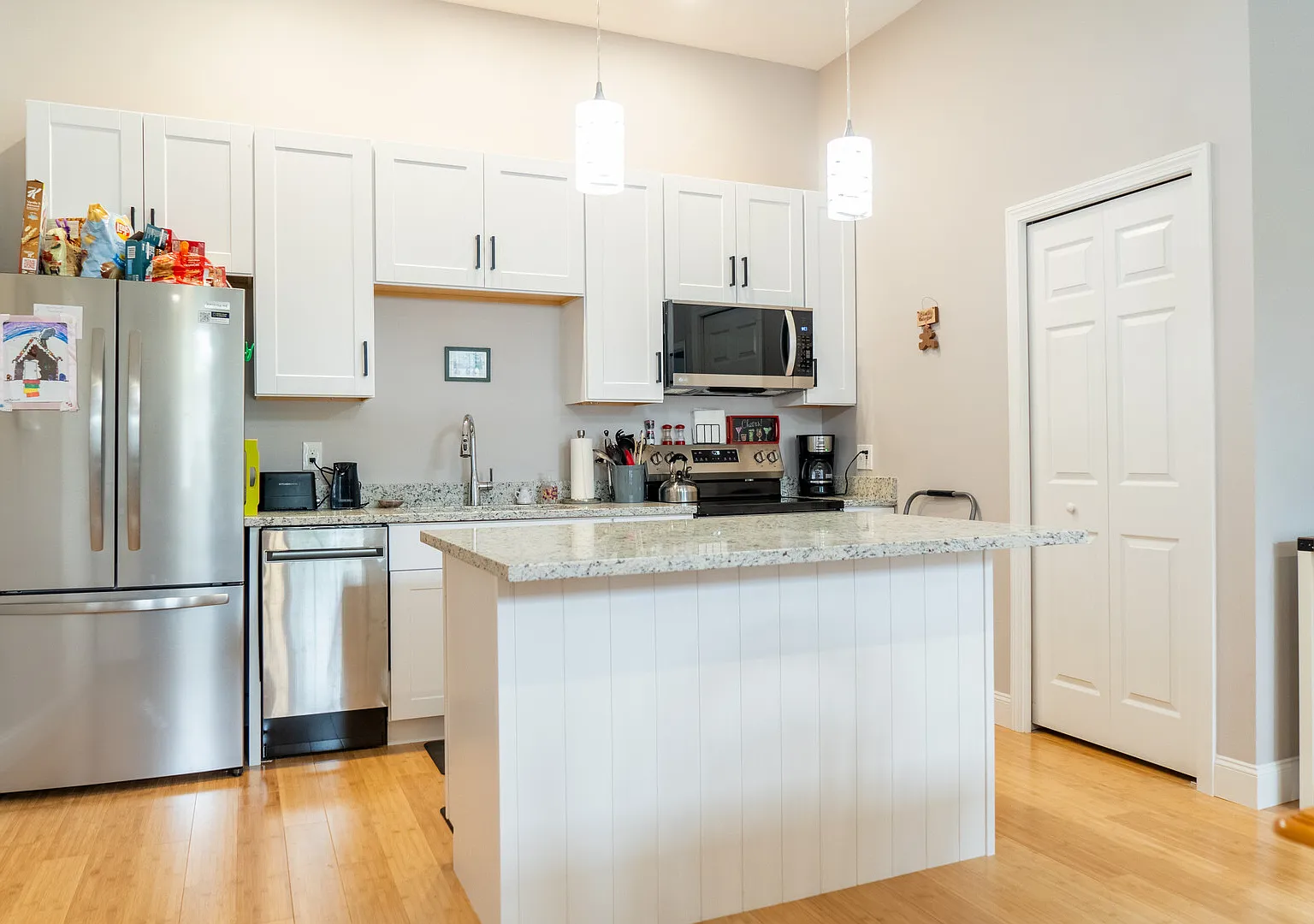 Churchview Residential Condo — Photo 3