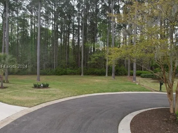 9 Attleboro Pl, Bluffton, SC 29910