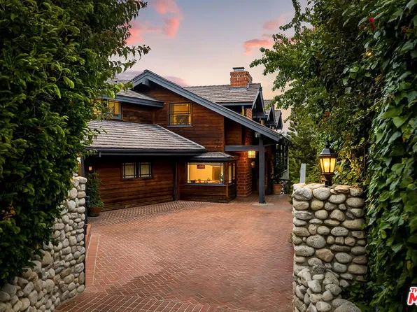 1710 San Remo Dr, Pacific Palisades, CA 90272