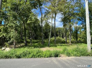 26 Road, Newtown, CT 06470
